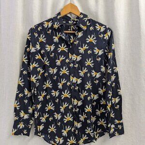 Daisy button up blouse, Navy blue Banana Republic, women's size extra small C3